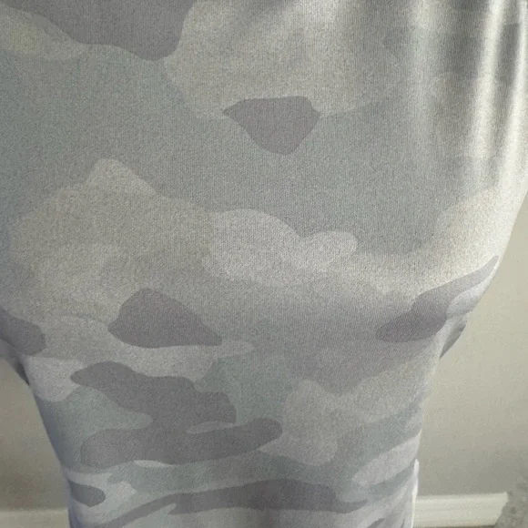 Nike Gray and White Fitted Tank Top Sz S - Picture 4 of 5